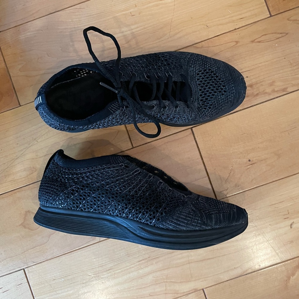 COPY - Nike Flyknit Racer 3.0 All Black